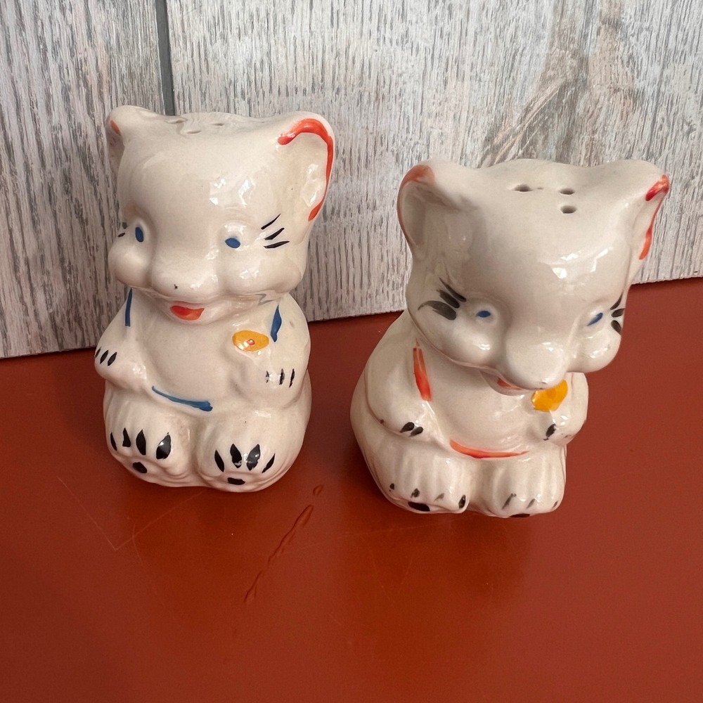 Vtg Anthropomorphic Cat Salt and Pepper Shakers Ceramic Kitten Set Mid‎ Century